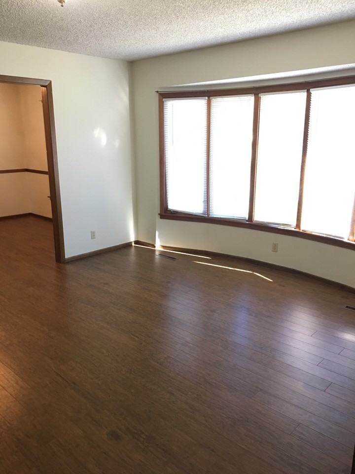 7511 E 24th Ct N - Photo 2 of 22