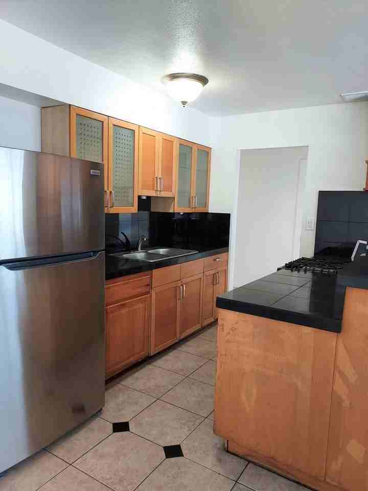 3409 Winlow St - Photo 2 of 15