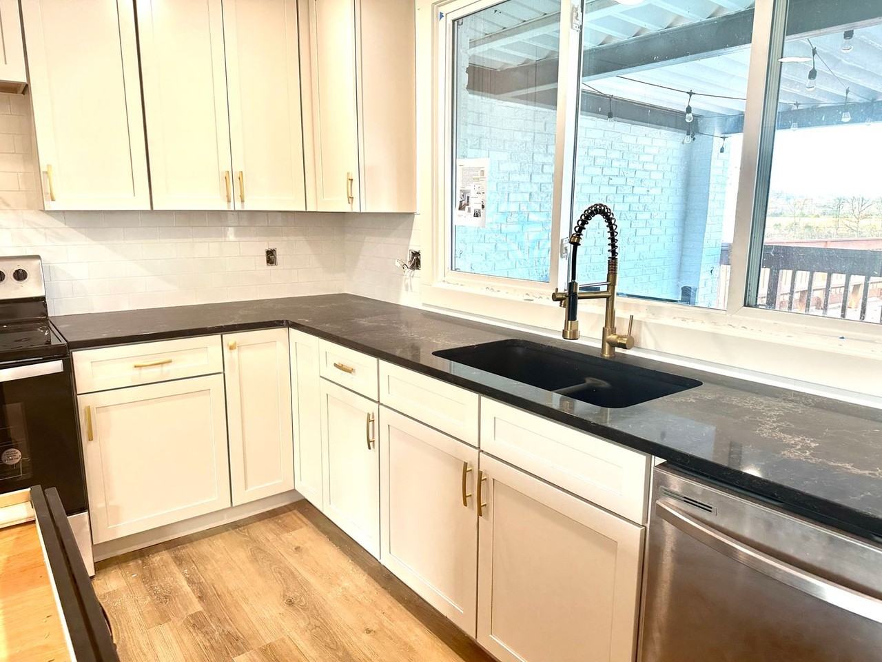 6620 Upton Ln - Photo 7 of 44