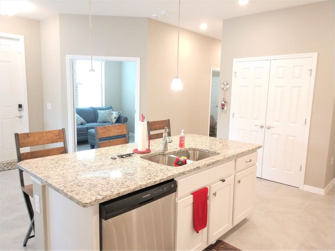 20936 Fetterbush Pl - Photo 7 of 50