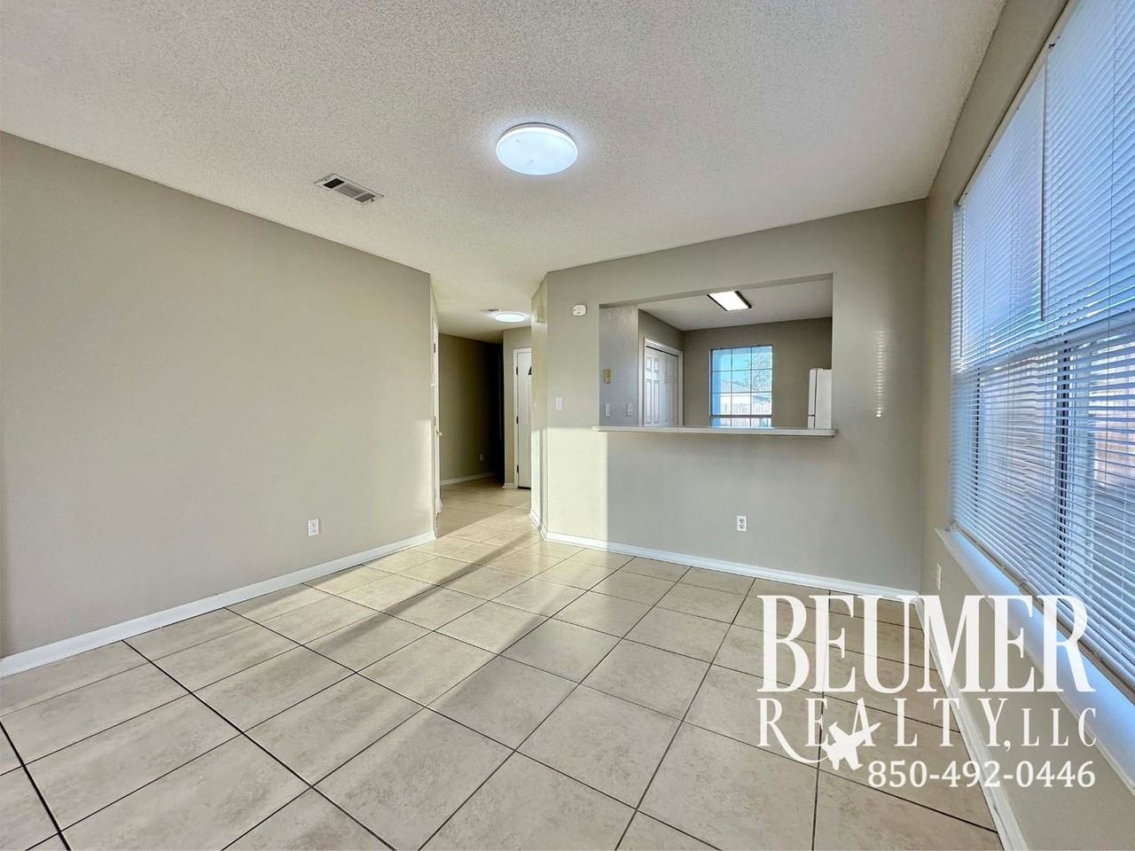 1097 Antigua Cir - Photo 3 of 26