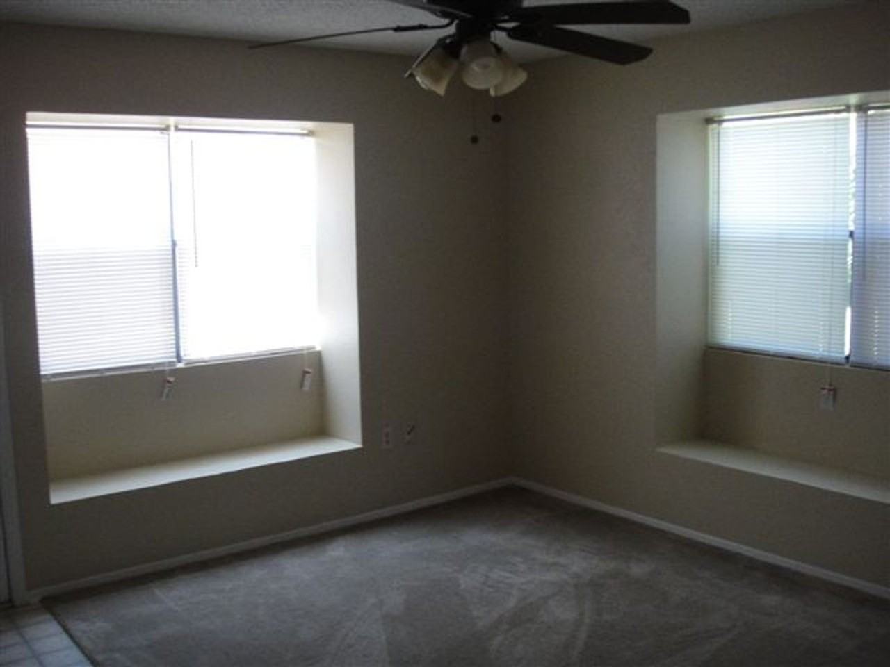 4406 Jana Dr - Photo 3 of 10