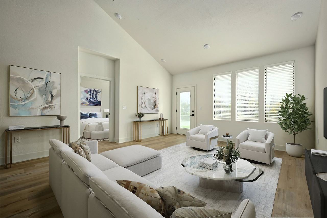 218 E Pine St - Photo 6 of 18