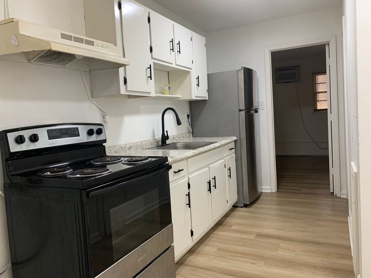 1275 Lynch Mill Rd - Photo 3 of 7