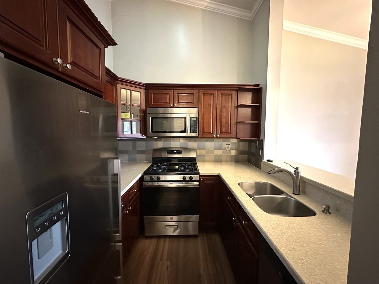 437 Edpas Rd - Photo 4 of 9