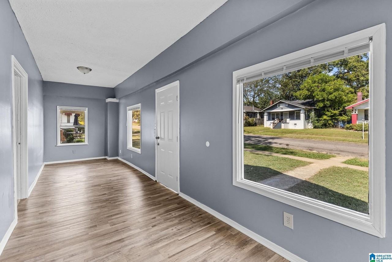 1621 2nd Ct W - Photo 2 of 6