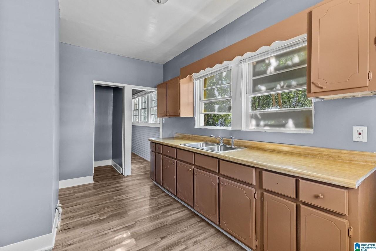 1621 2nd Ct W - Photo 4 of 6