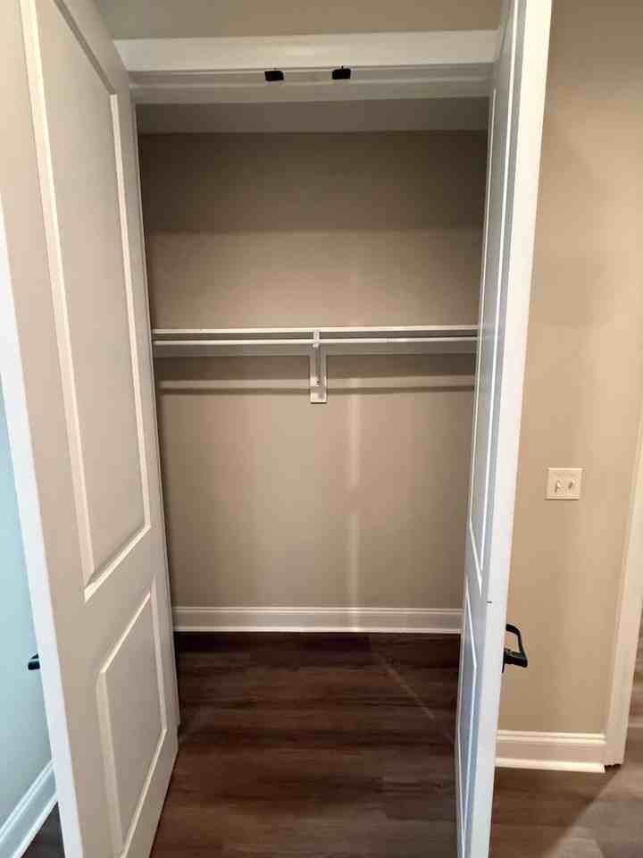 216 Park West Loop - Photo 4 of 11