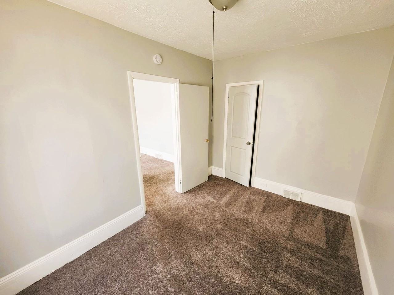 3658 E 54th St - Photo 3 of 11