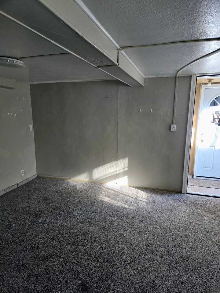 3523 Adams Ave - Photo 2 of 4