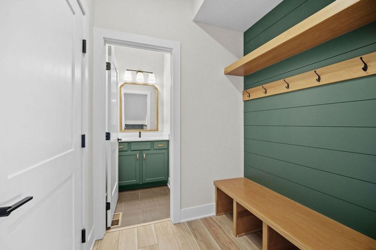 5513 Greene St - Photo 2 of 20