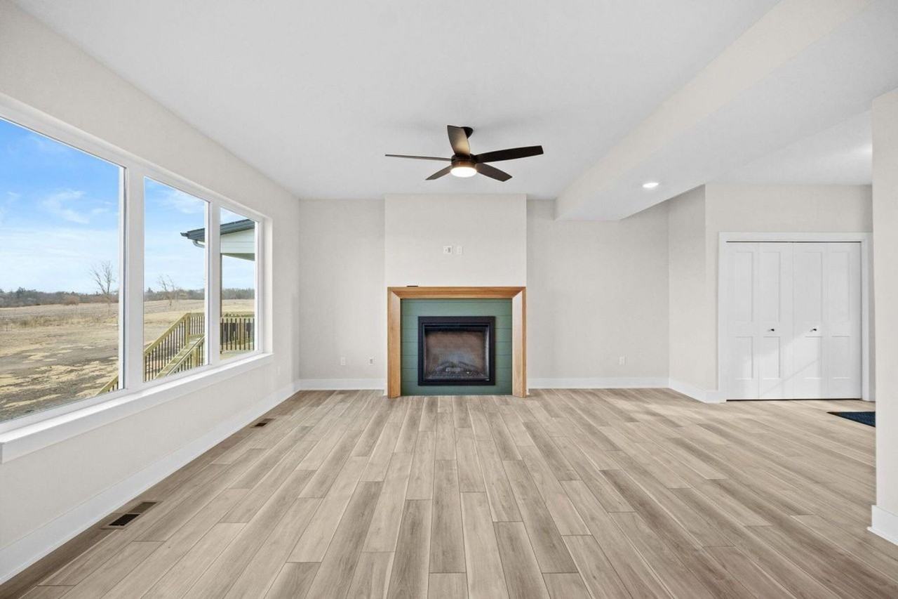 5513 Greene St - Photo 5 of 20