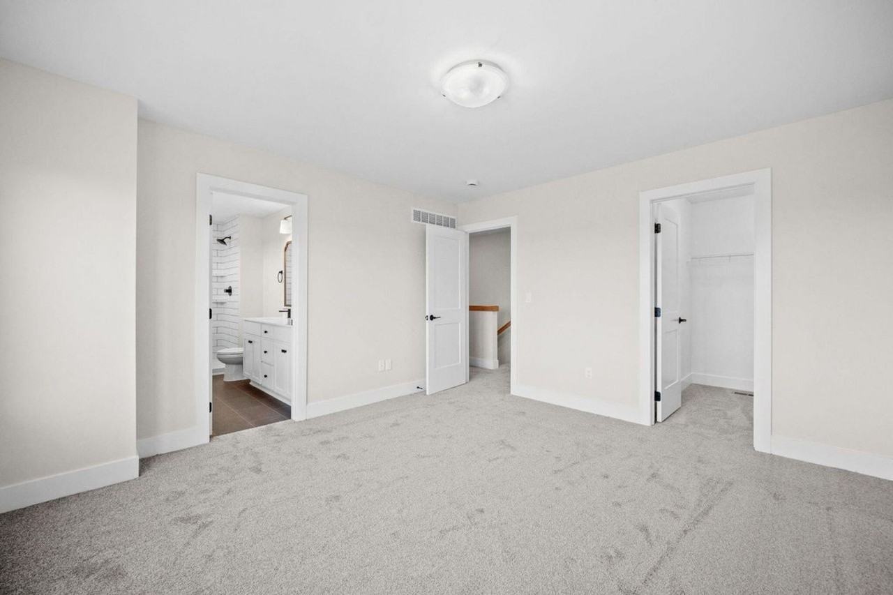 5513 Greene St - Photo 7 of 20