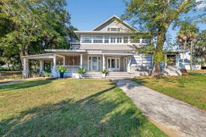 featured image of 527 E Lemon Ave