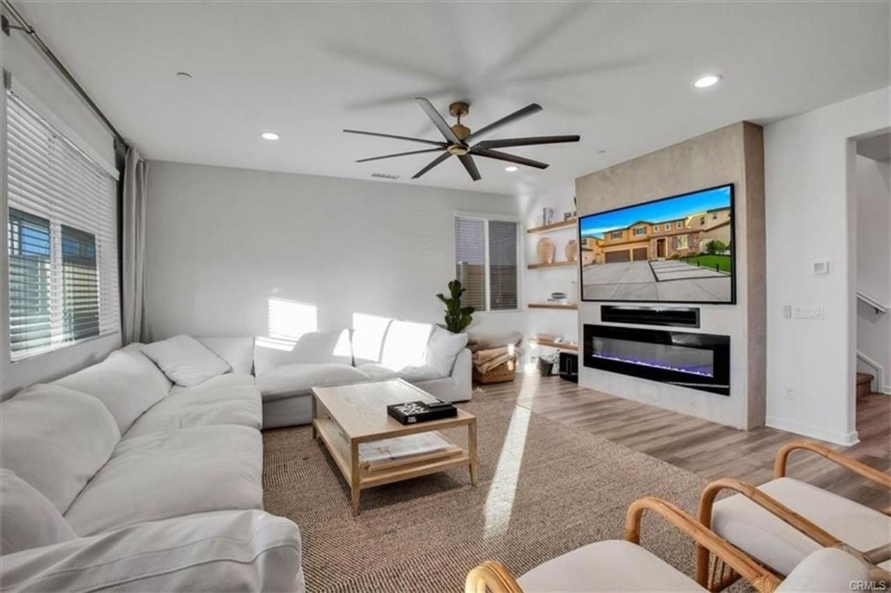 14157 Cerignola Cir - Photo 2 of 33