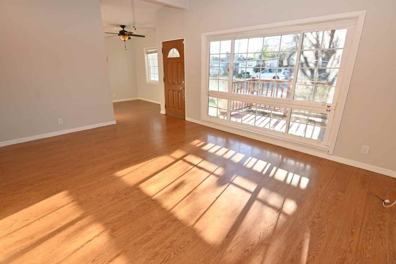 1935 Jackson St - Photo 2 of 23