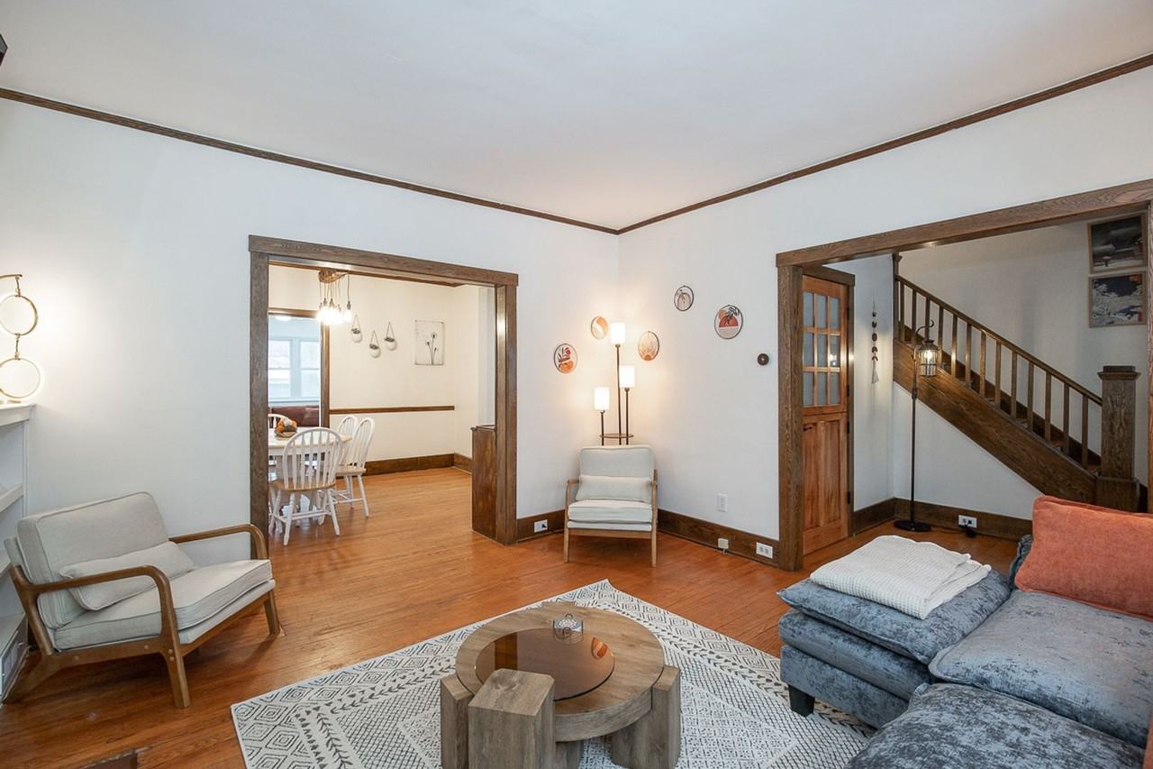 17445 Woodford Ave - Photo 5 of 36