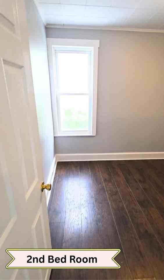 53 Mill St - Photo 3 of 15