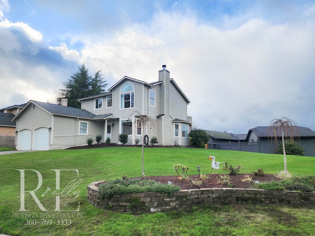 7017 Osprey Cir - Photo 2 of 37