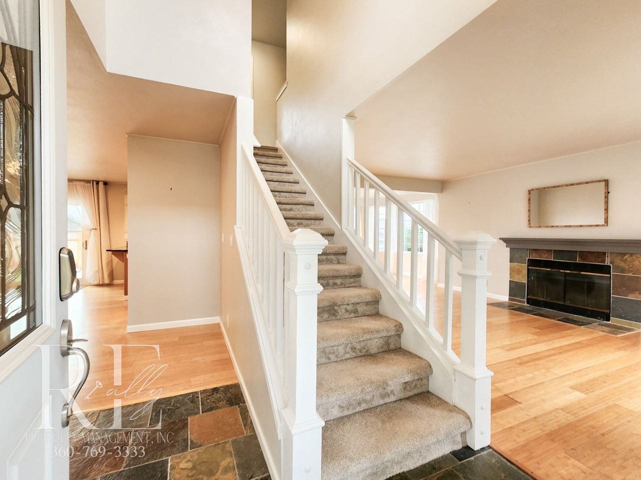 7017 Osprey Cir - Photo 3 of 37