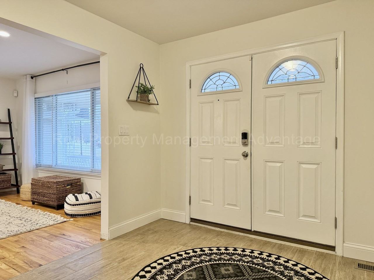 29350 Leemoor Dr - Photo 2 of 41