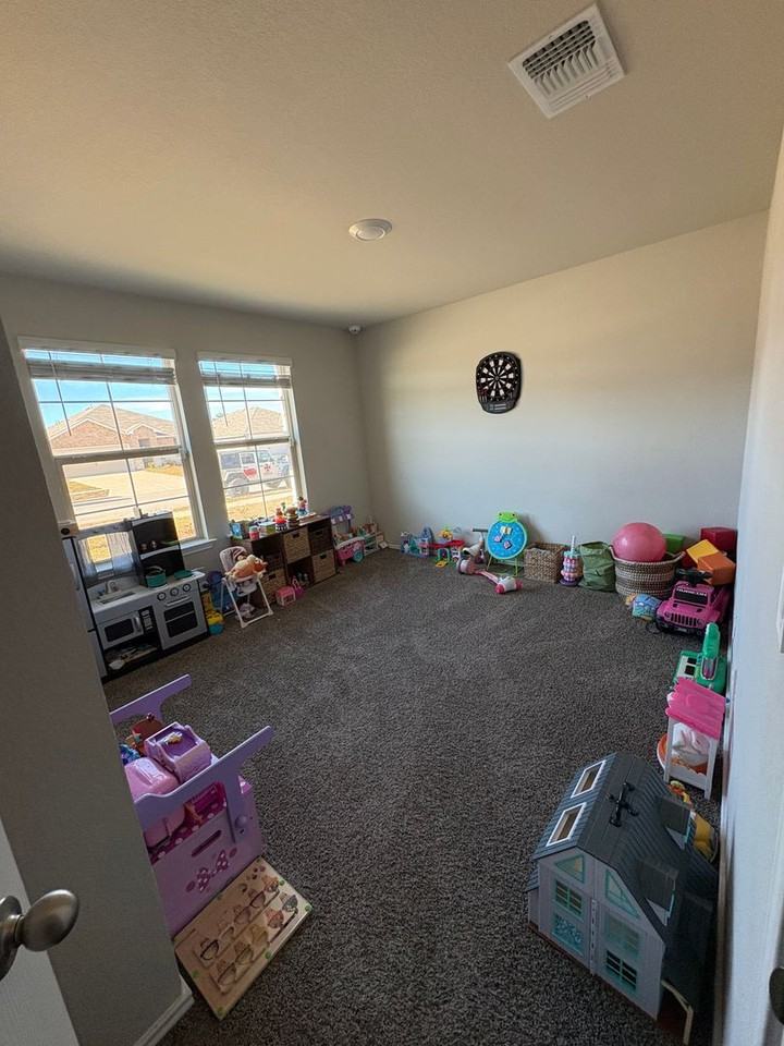 2326 Merganser Dr - Photo 2 of 11