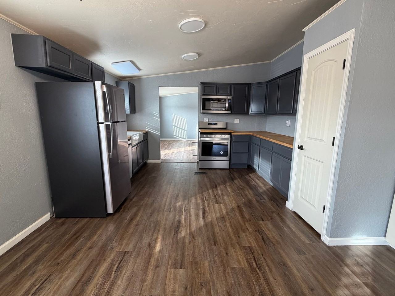 628 W Seward Rd - Photo 5 of 19