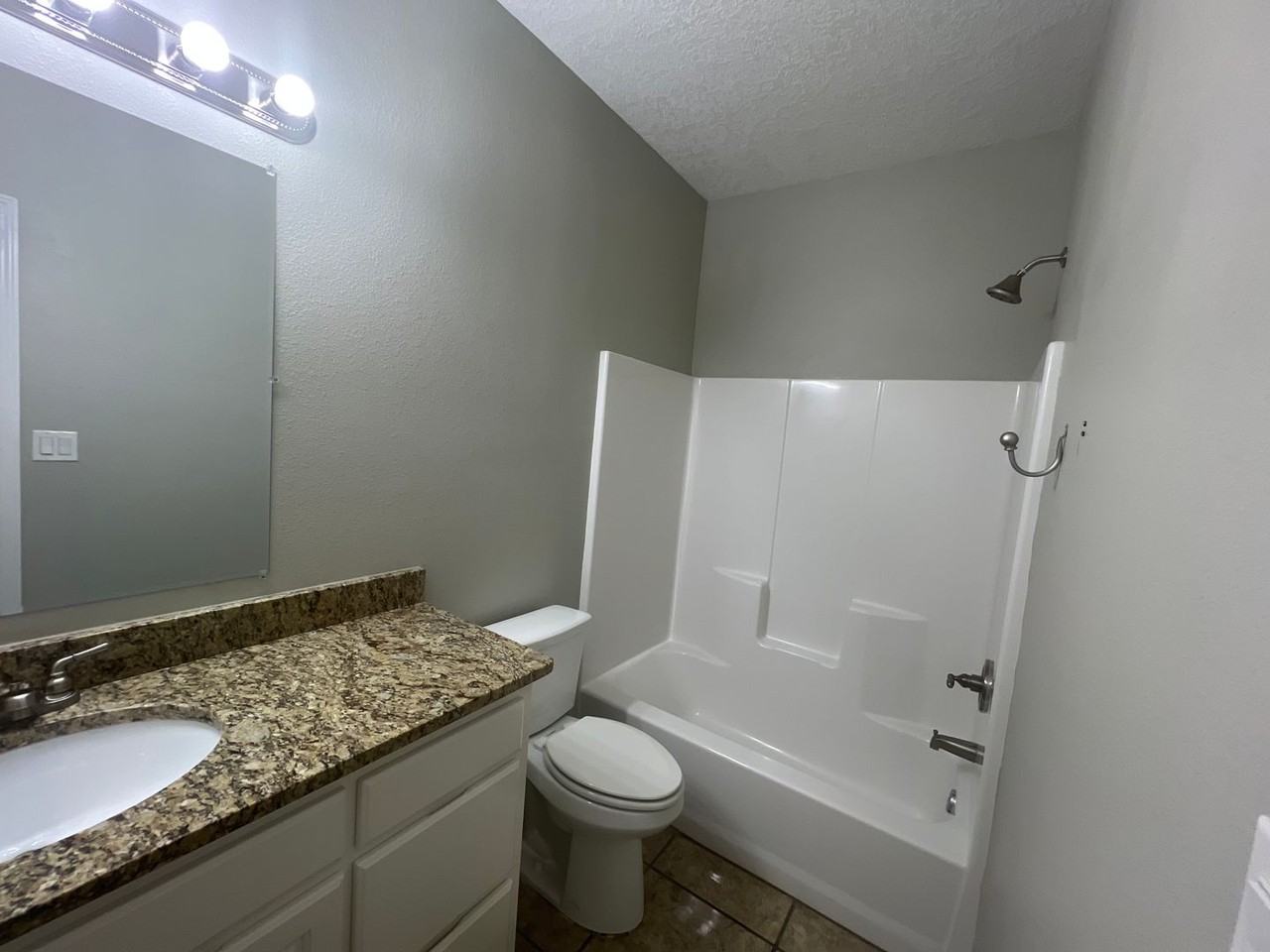 3816 Lockhaven Dr - Photo 5 of 11