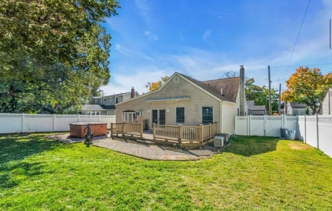 1308 Sunnyfield Dr - Photo 6 of 26