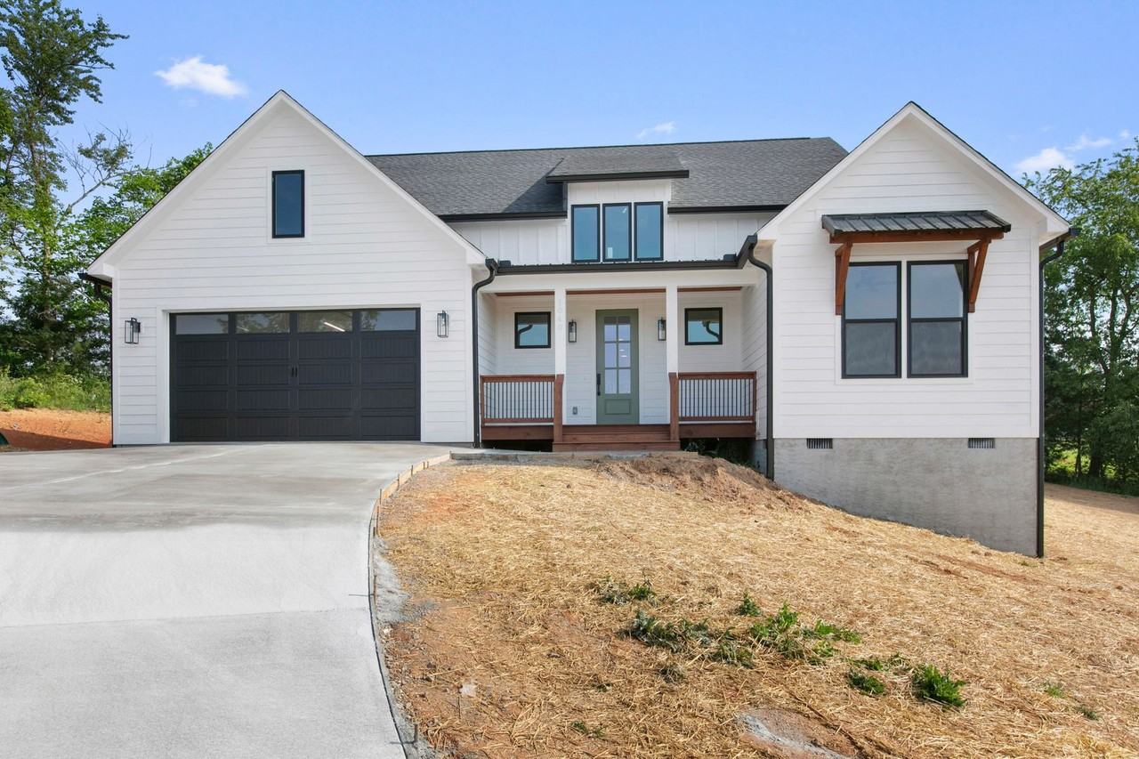 1040 Morlin Acres Dr - Photo 5 of 50