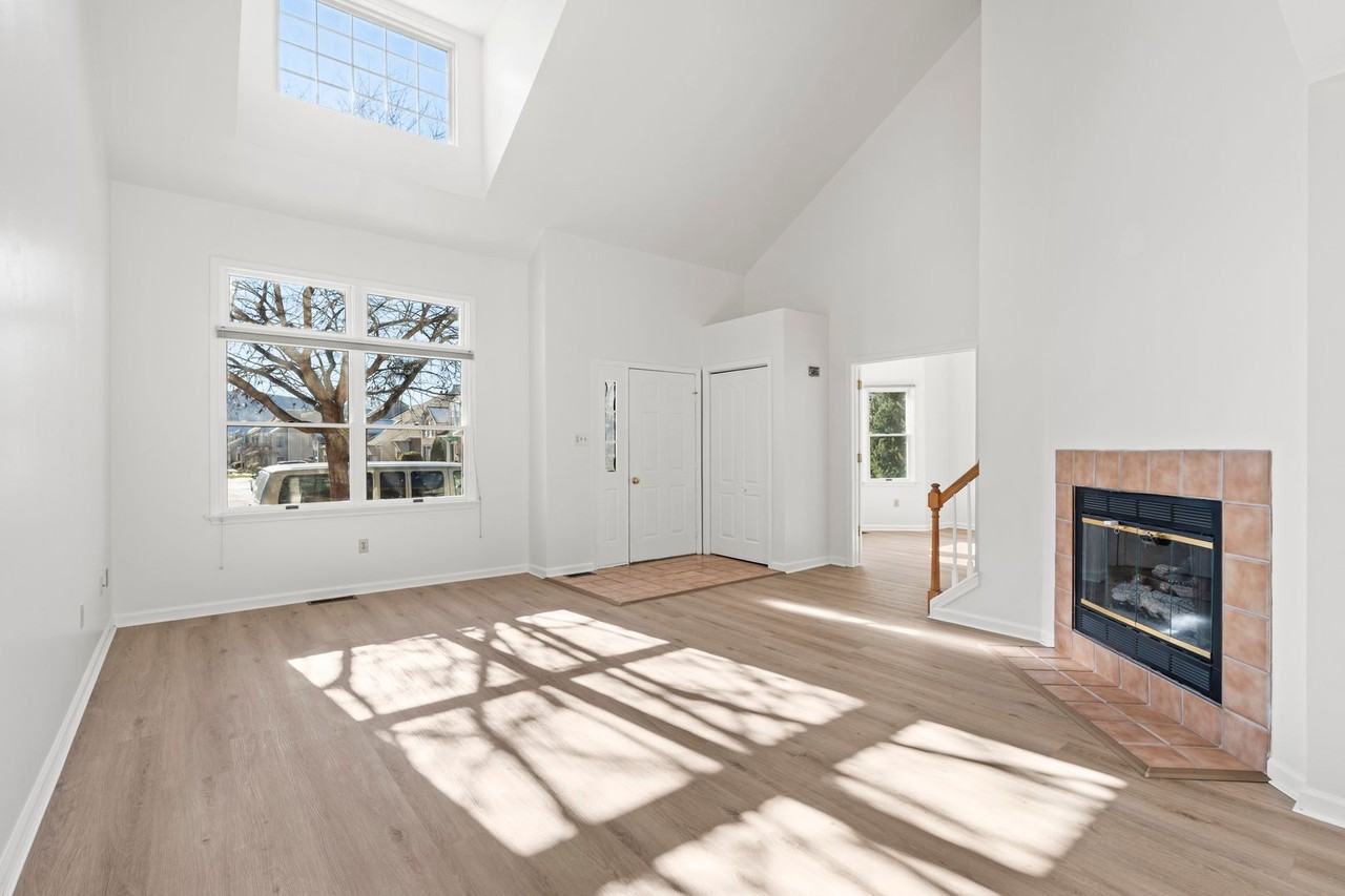 275 Ridings Cir - Photo 7 of 43