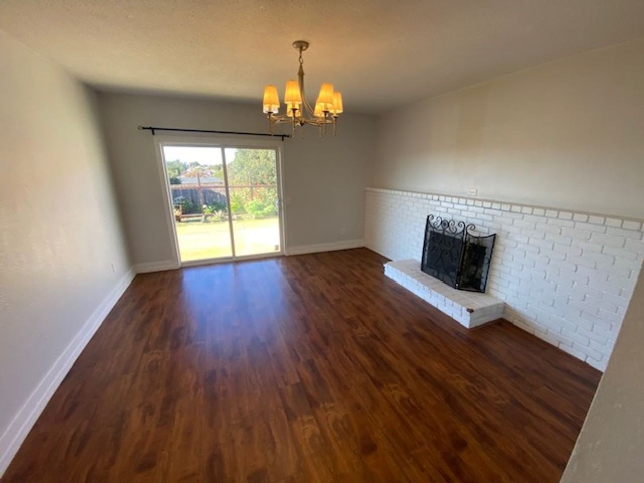 3195 White Cir - Photo 4 of 23