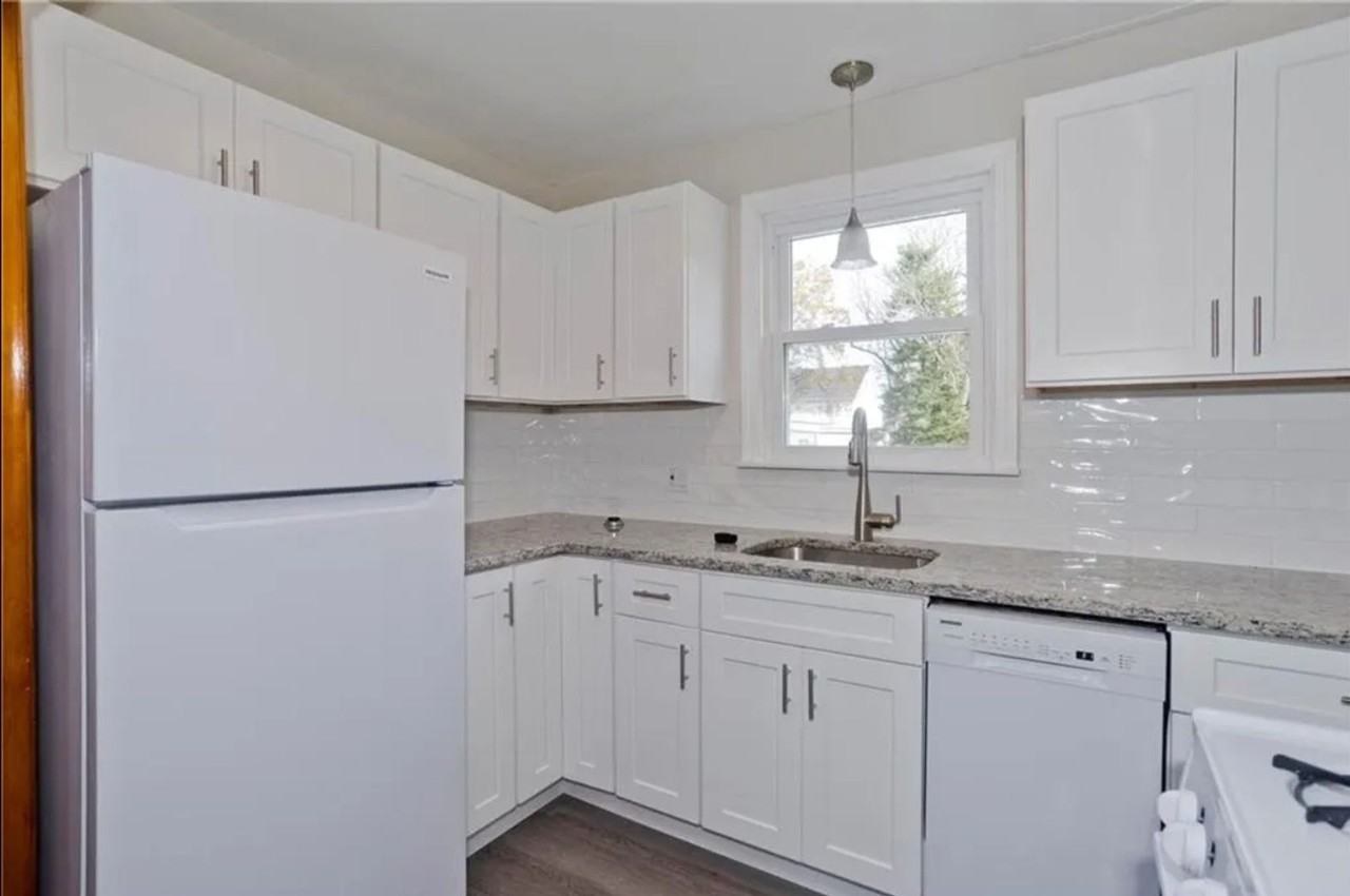 28 Guertin St - Photo 4 of 25