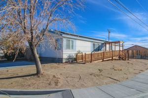 featured image of 935 W Sullivan Ave