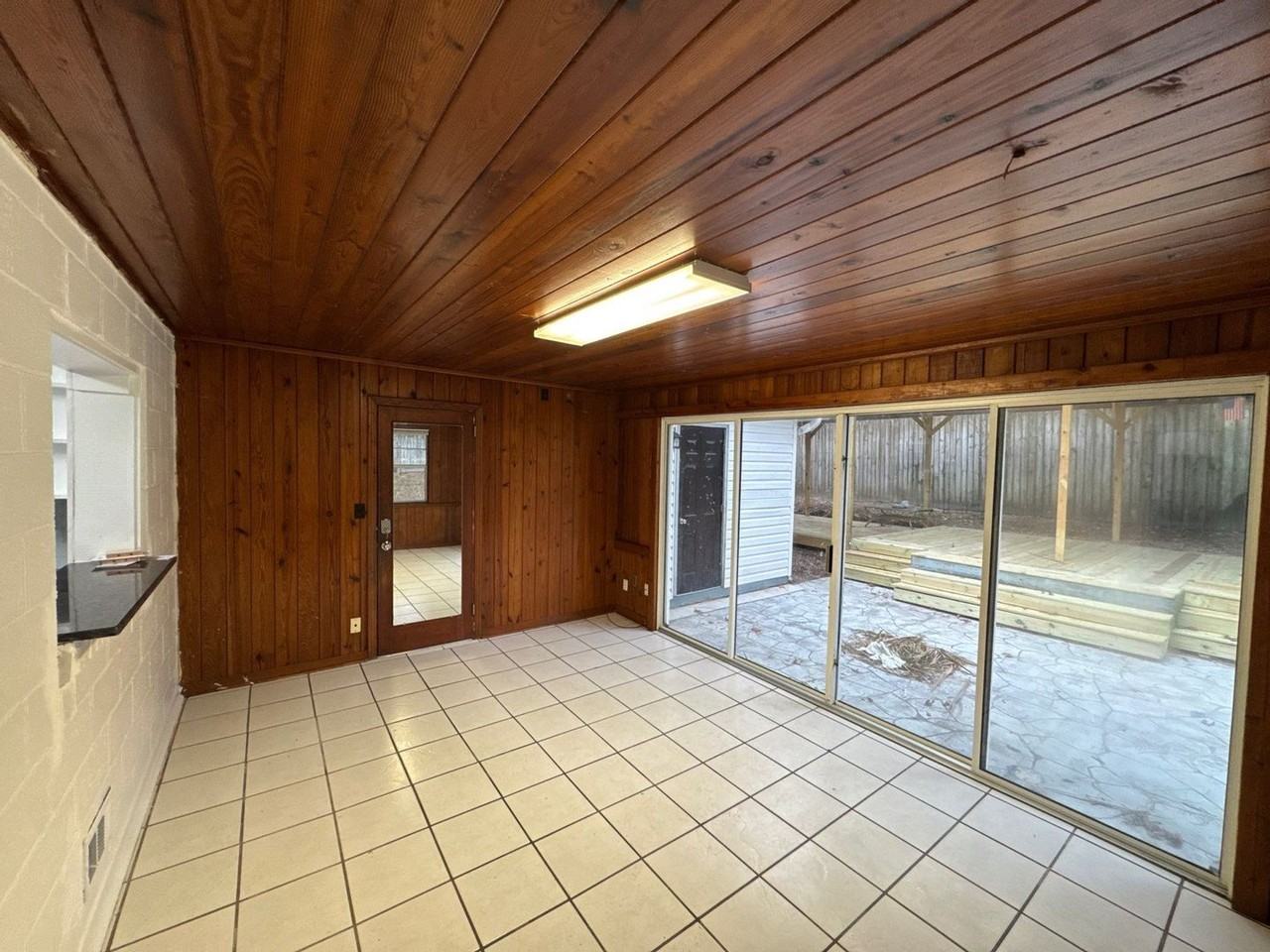 2112 High Rd - Photo 6 of 23