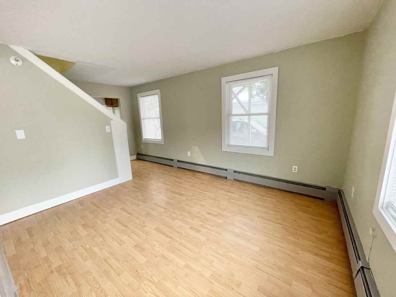 20 Latham Ct - Photo 5 of 25