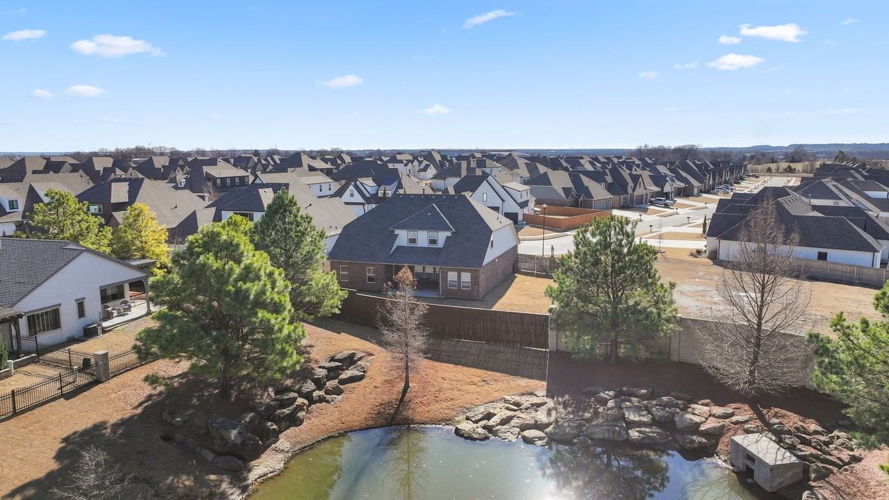 1229 W 85th Ct S - Photo 2 of 50