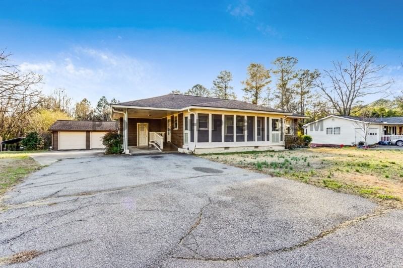 122 W Felton Rd - Photo 2 of 22