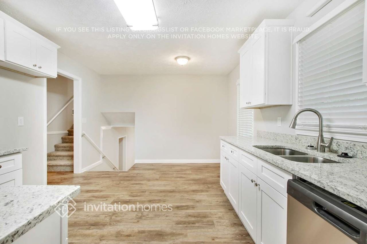 3811 Sherwood Dr - Photo 6 of 23