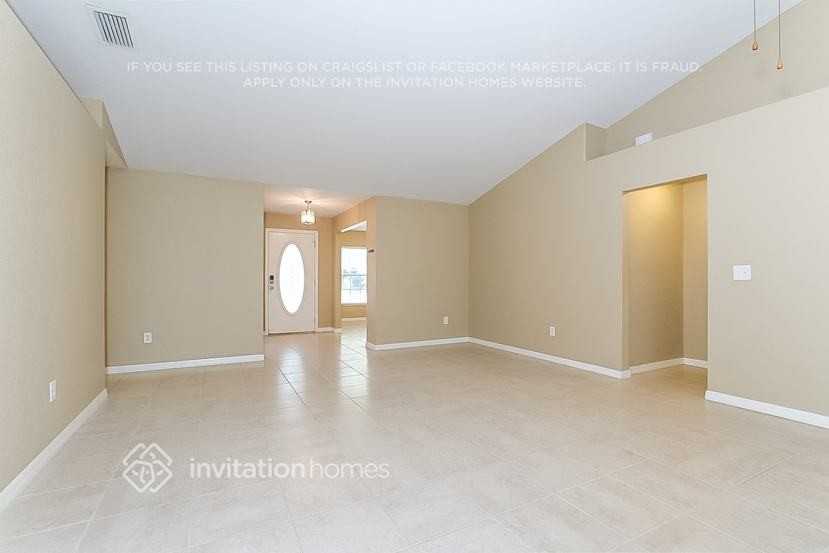 2993 Blackwater Oaks Dr - Photo 2 of 8