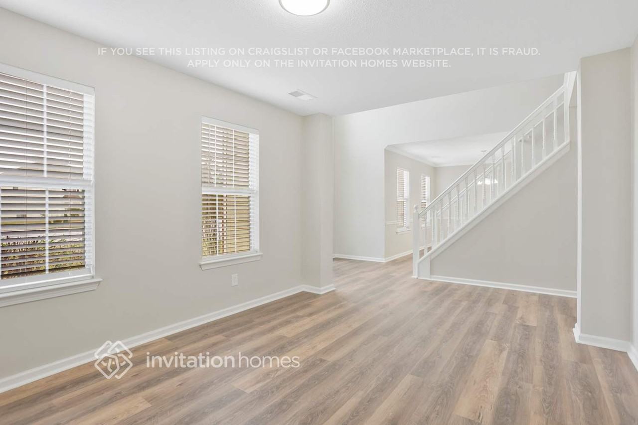 3322 Time Ct - Photo 3 of 25