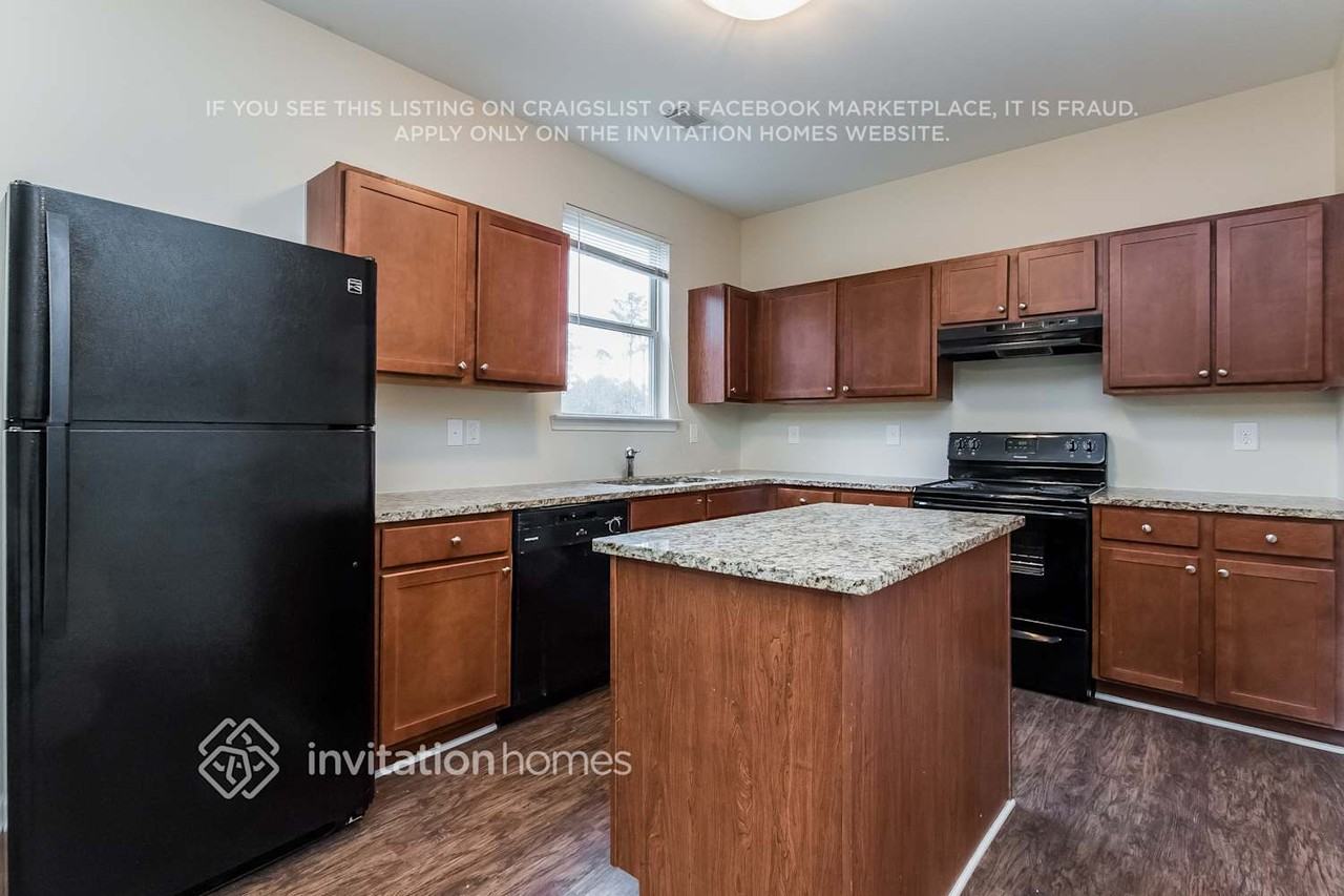 1492 Ewing Farm Dr - Photo 6 of 20