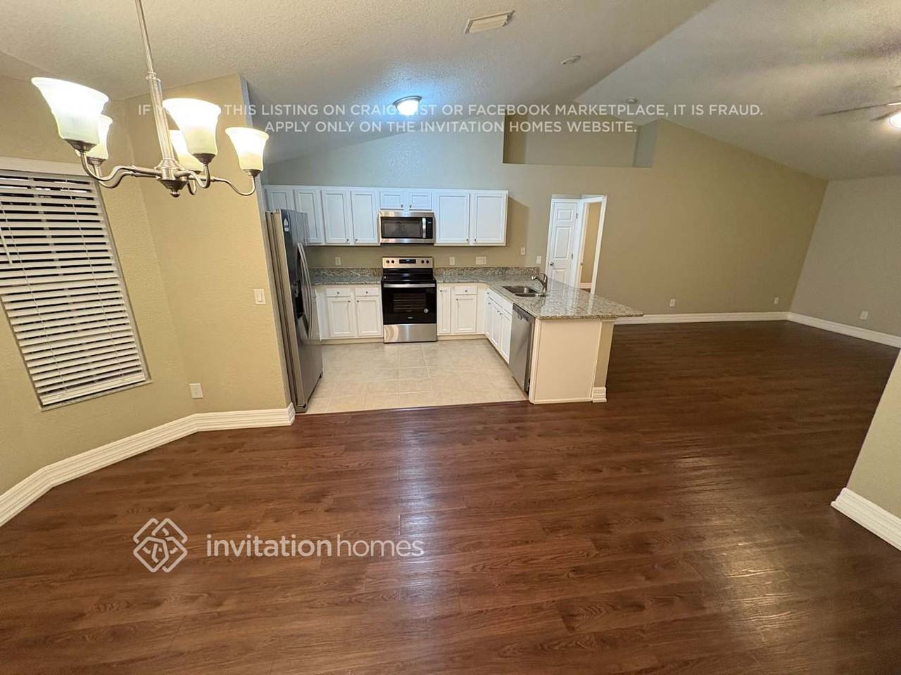 25913 Aysen Dr - Photo 3 of 11