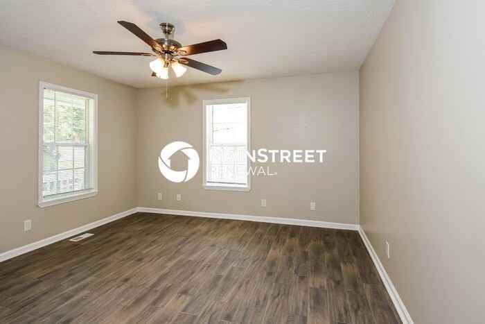 10 Summit St - Photo 4 of 16