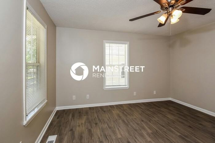 10 Summit St - Photo 5 of 16