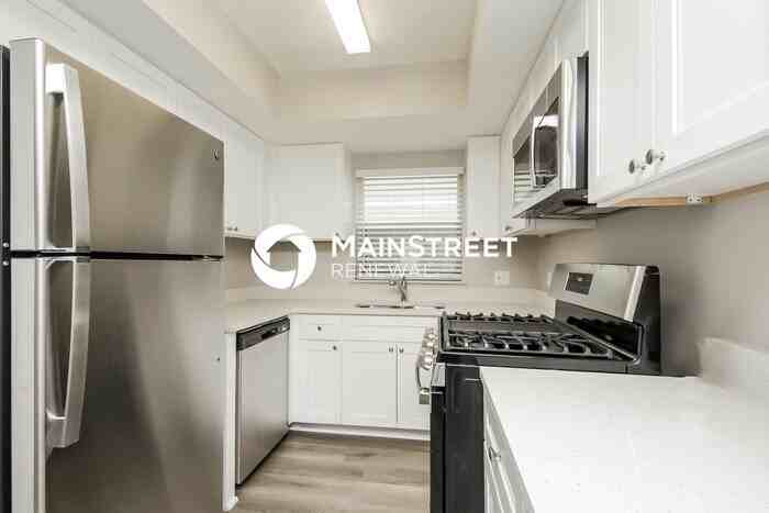 3235 Timberline Rd - Photo 6 of 16