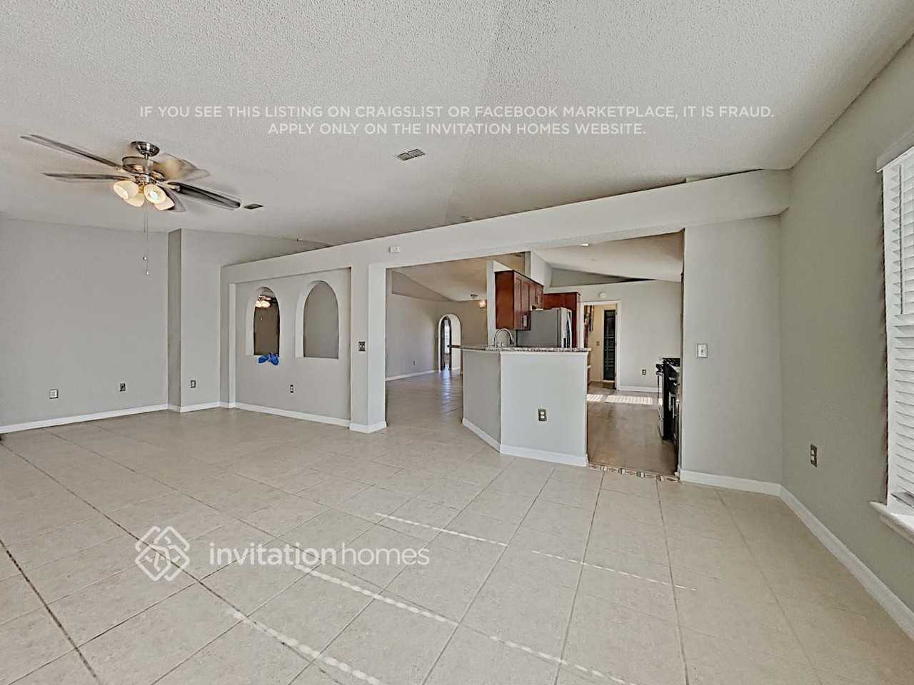 1622 Hudderfield Cir W - Photo 6 of 23