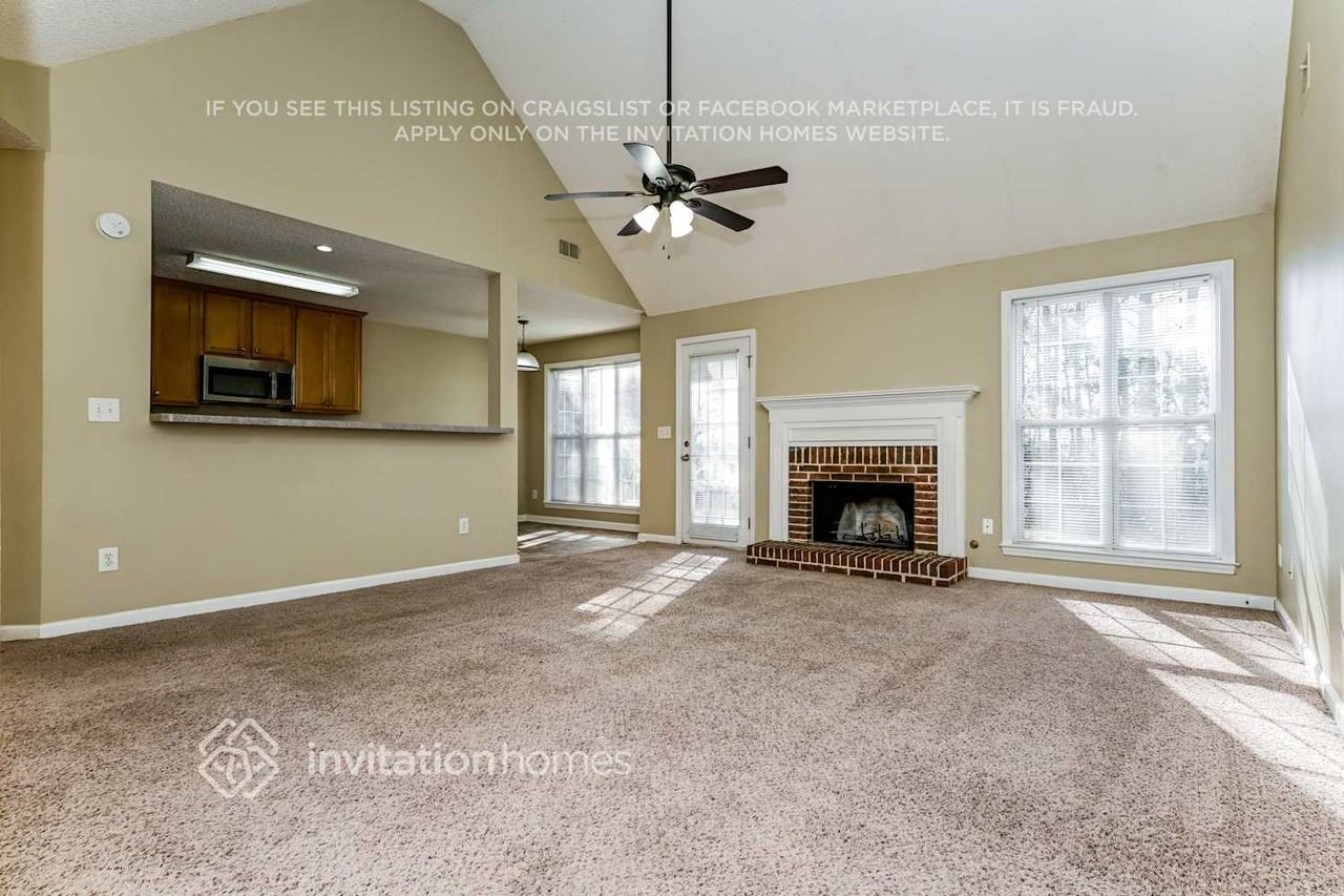 473 Haven Ridge Dr - Photo 4 of 18