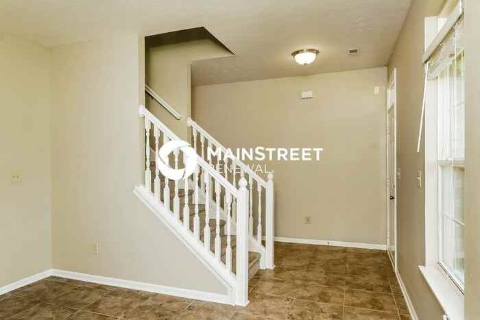 5910 Jackie Ln - Photo 4 of 17