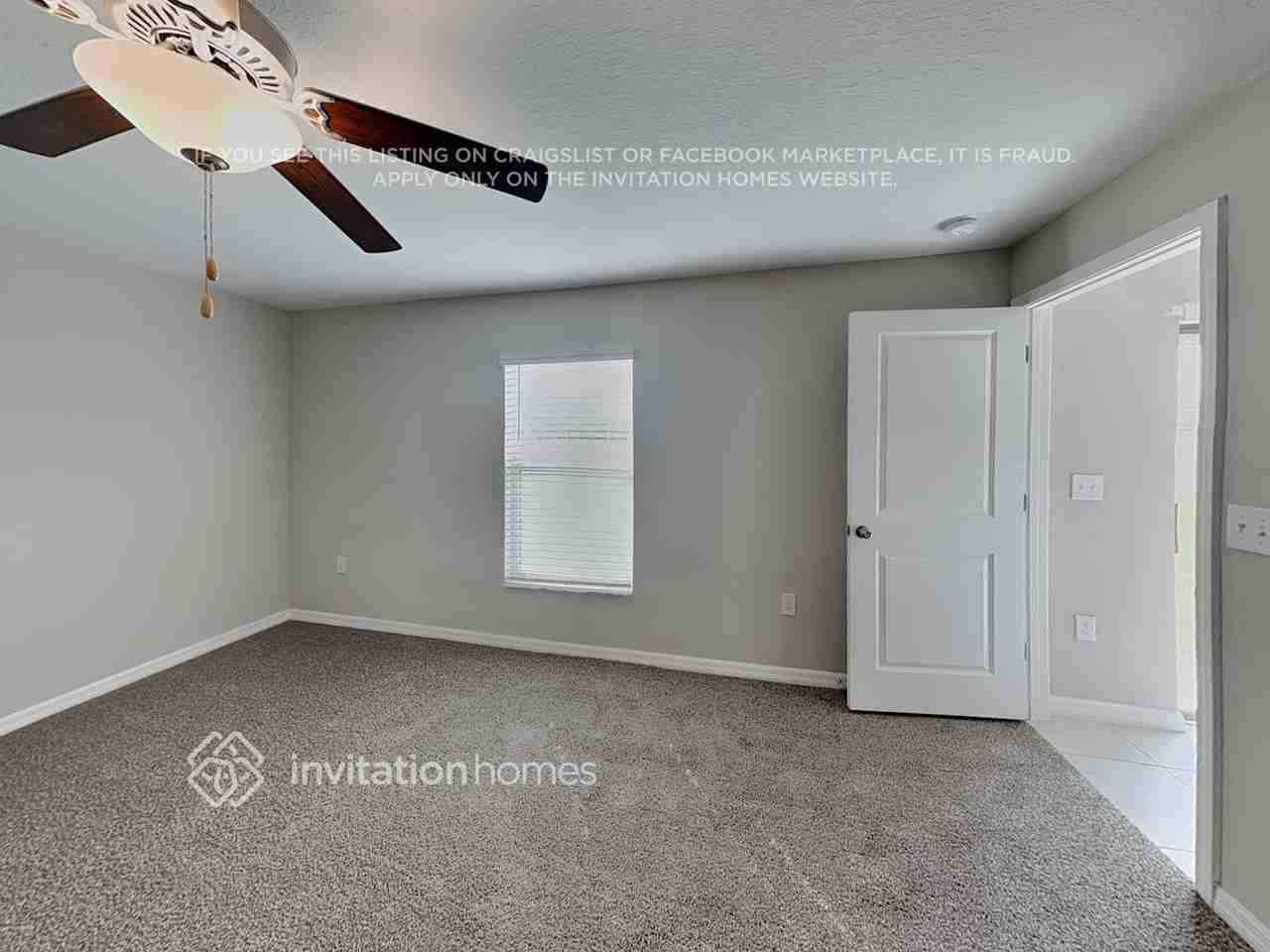 11292 Riley Pines Cir - Photo 3 of 17